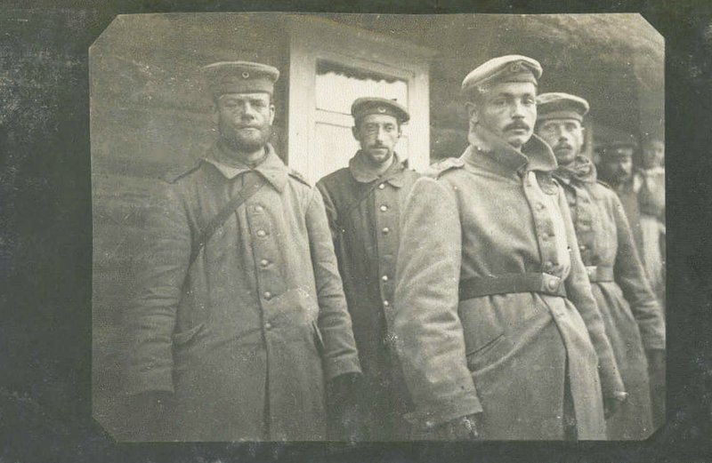 Русский фронт пленные германцы.jpg