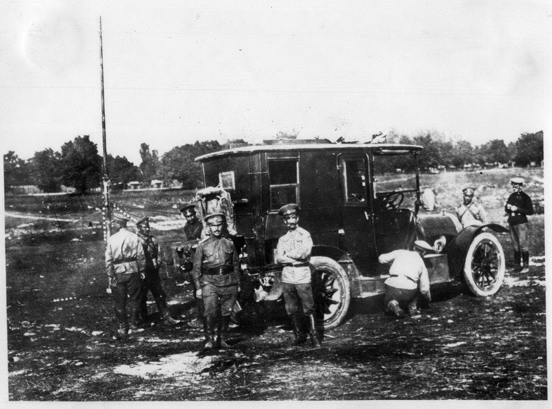 Автомобильная радиостанция Сименс и Гальске обр. 1916 г..jpg