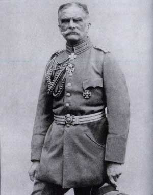 Ген-полковник Август фон Макензен, командующий 11-й германской армией.jpg