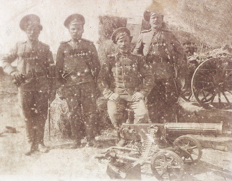 Оренбургские казаки-пулемётчики, Георгиевские кавалеры.jpg
