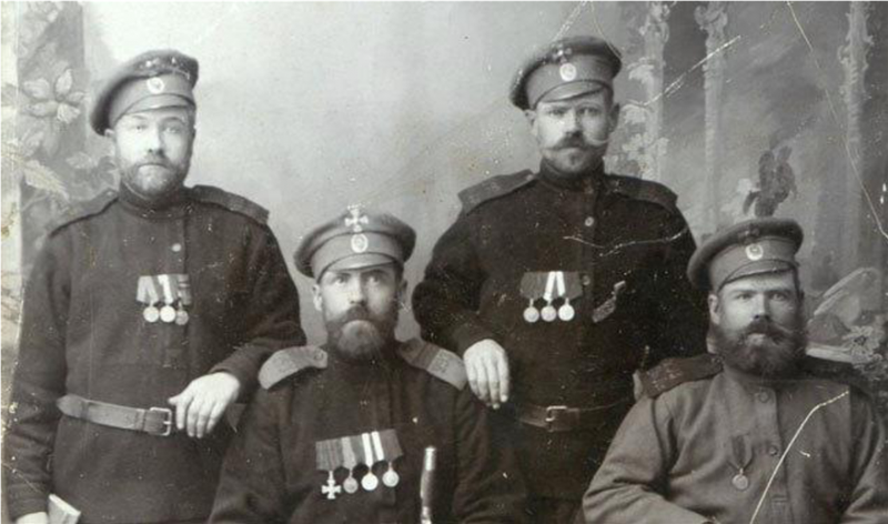 Ратники.png